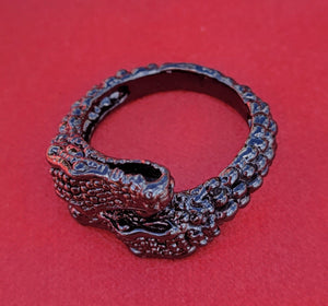 Two dragon heads ring