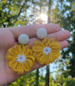 Flower earrings