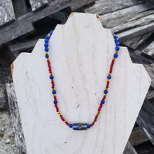 Load image into Gallery viewer, Blue Thailand wood necklace
