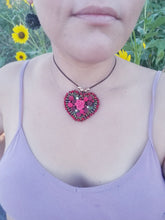 Load image into Gallery viewer, Heart adjustable necklace
