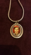 Load image into Gallery viewer, Frida leather necklace
