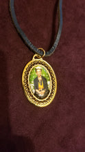 Load image into Gallery viewer, Frida leather necklace
