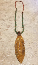 Load image into Gallery viewer, JADE suede necklace
