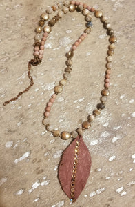 Natural beads leather pendant necklace