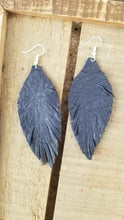 Load image into Gallery viewer, Boho medium leather earrings
