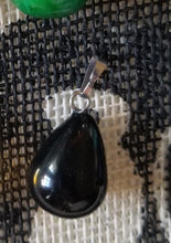 Load image into Gallery viewer, Drop quartz necklace
