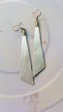 Load image into Gallery viewer, Triangle leather earrings
