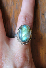 Load image into Gallery viewer, Labradorite rings
