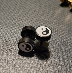 Yin yang studs