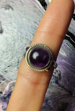 Load image into Gallery viewer, Amethyst rings
