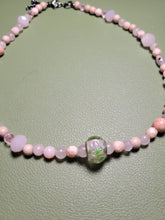 Load image into Gallery viewer, Rose quartz necklaces
