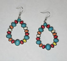 Load image into Gallery viewer, Turquoise earrings
