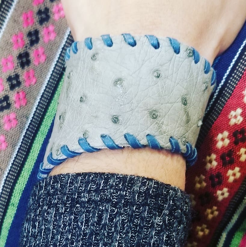 Gray and blue adjustable bracelet