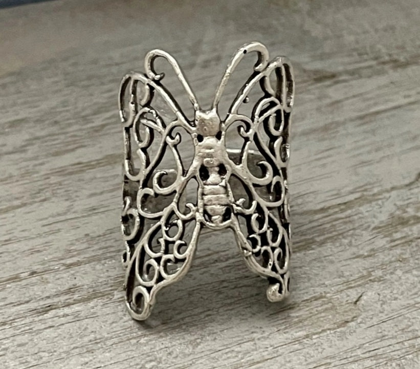 Butterfly ring