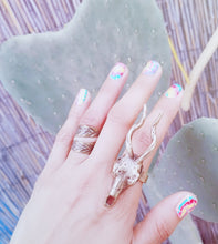 Load image into Gallery viewer, Antique boho ring
