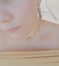 Load image into Gallery viewer, Sphere quartz necklaces
