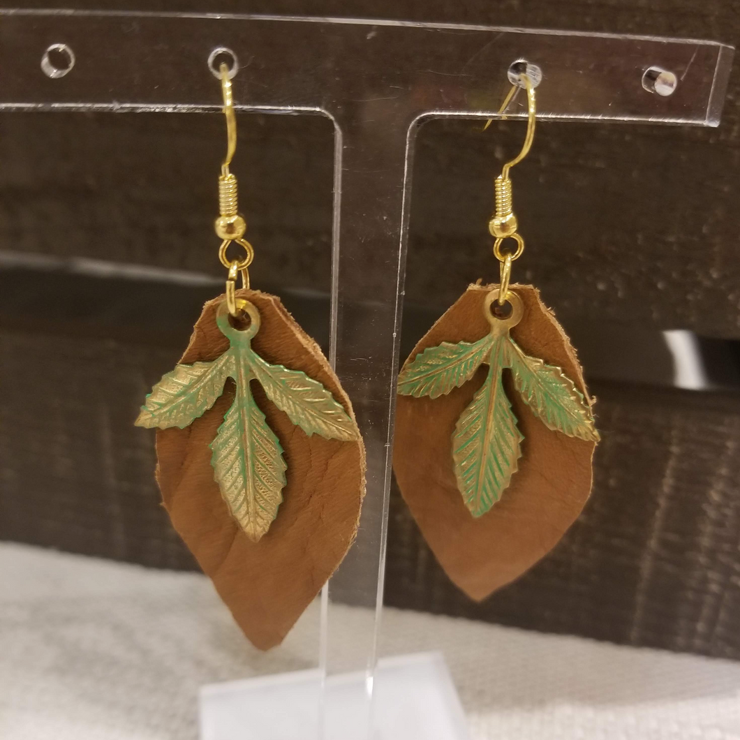 Mary leather earrings